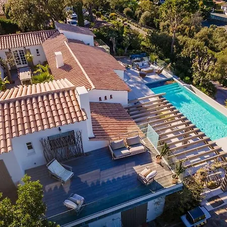 Villa Superbe A Sainte-maxime, Piscine Et Vue - Dina *