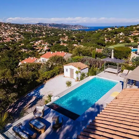 Вилла Superbe A Sainte-maxime, Piscine Et Vue - Dina Сент-Максим