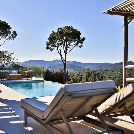 Superbe A Sainte-maxime, Piscine Et Vue - Dina Вилла