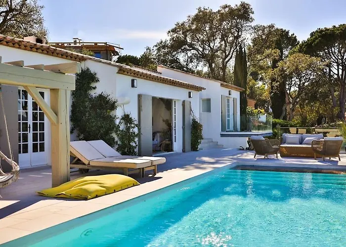 Villa Superbe A Sainte-maxime, Piscine Et Vue - Dina