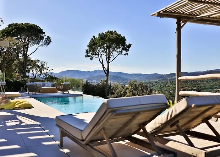 Superbe A Sainte-maxime, Piscine Et Vue - Dina Villa