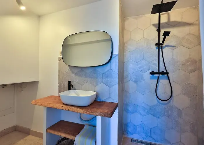 Villa Superbe A Sainte-maxime, Piscine Et Vue - Dina *